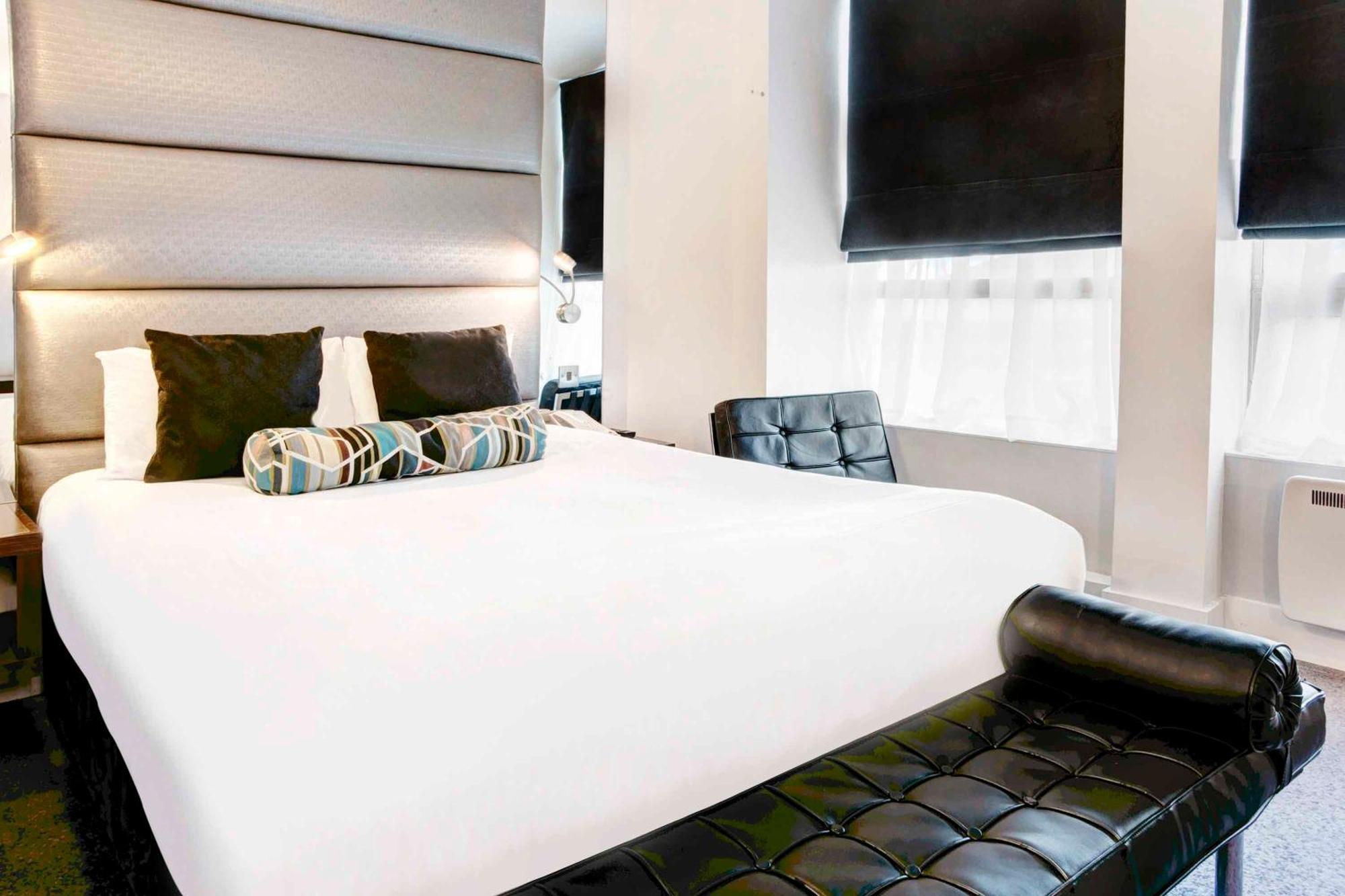 Hotel Sandman Signature 4*